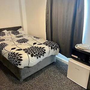Lockable Ensuite Only With Free Wi-fi And Lots More , Middlesbrough United Kingdom
